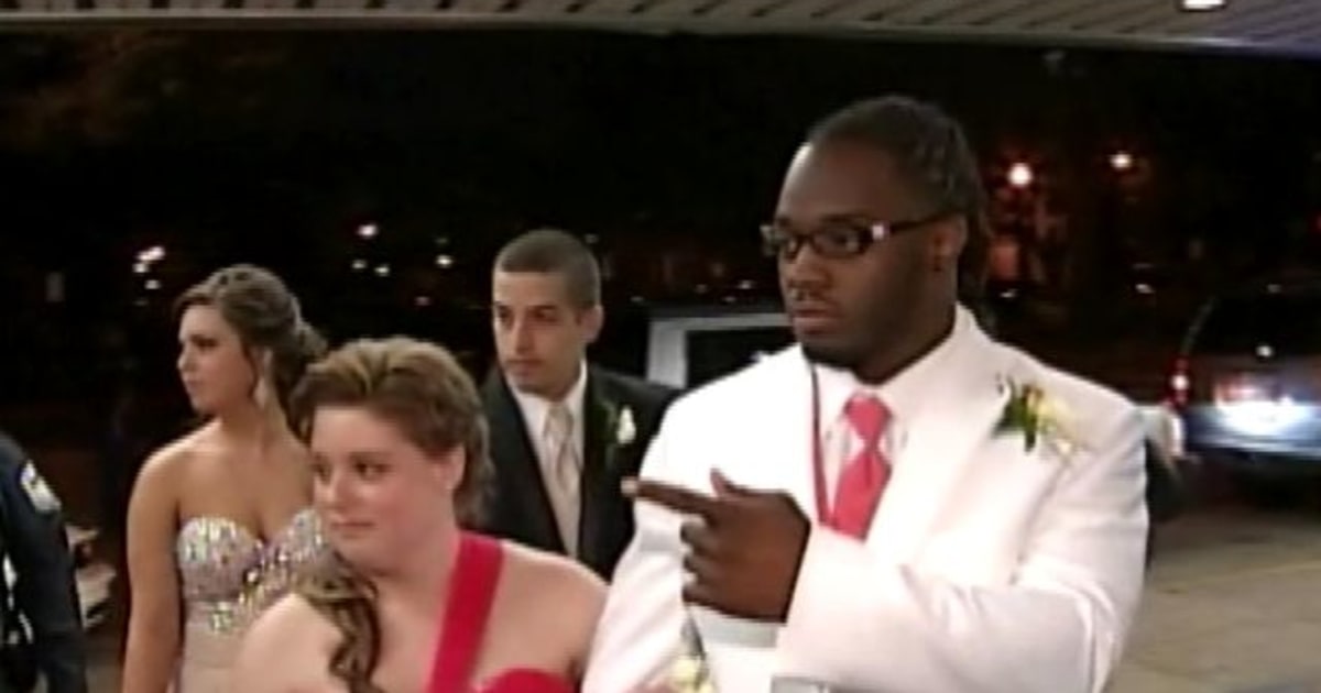 Trent Richardson takes cancer survivor to prom